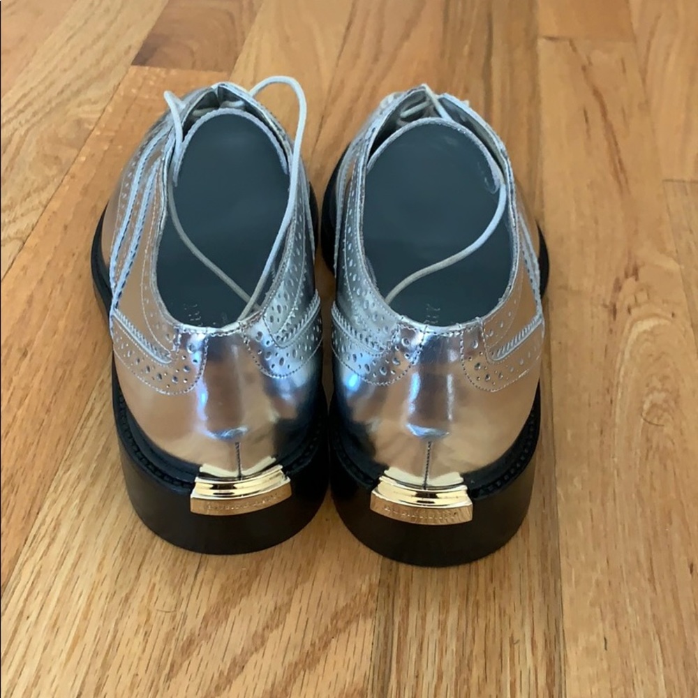 Burberry shoes - Picture 4 of 5